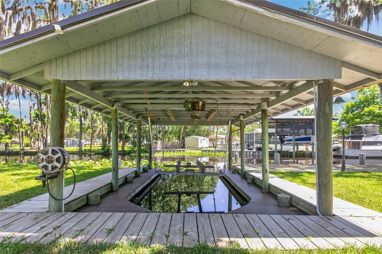 137 & 135 Riverside Drive , Satsuma, FL 32189 Photo