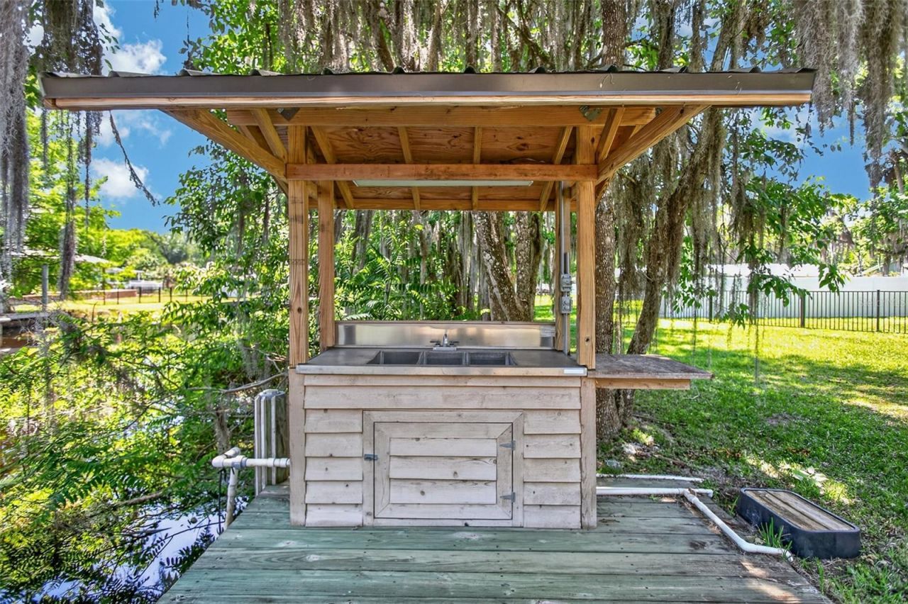 137 & 135 Riverside Drive , Satsuma, FL 32189 Photo