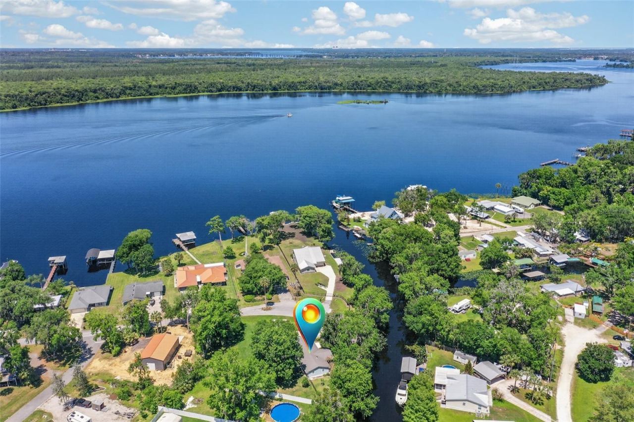 137 & 135 Riverside Drive , Satsuma, FL 32189 Photo