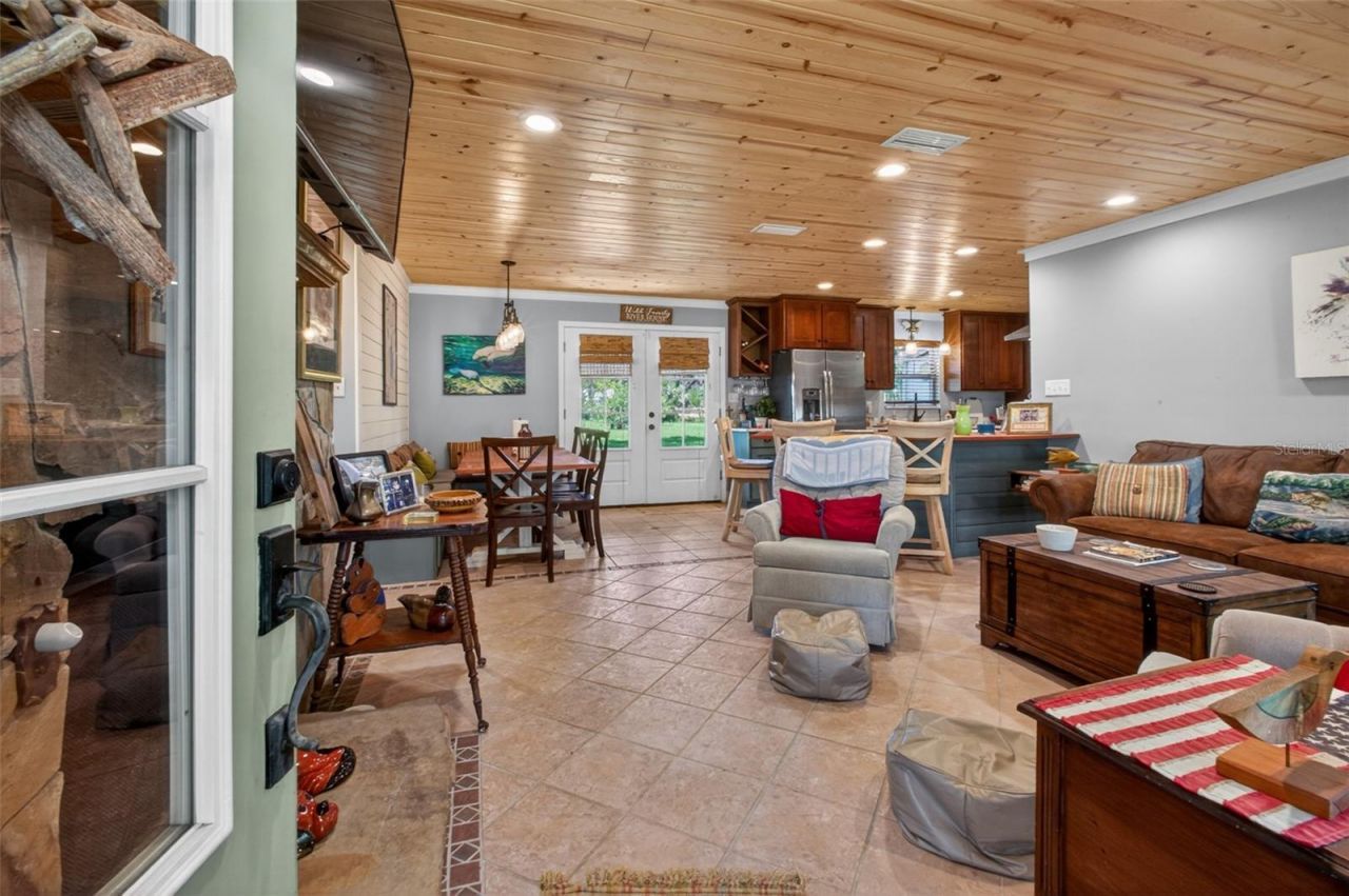 137 & 135 Riverside Drive , Satsuma, FL 32189 Photo