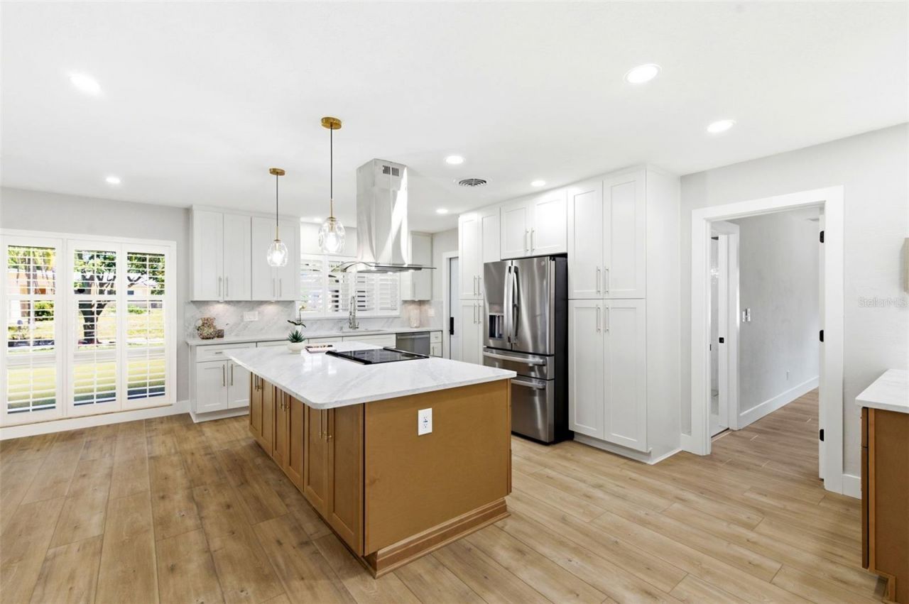 8326 40th Place N, Saint Petersburg, FL 33709 Photo