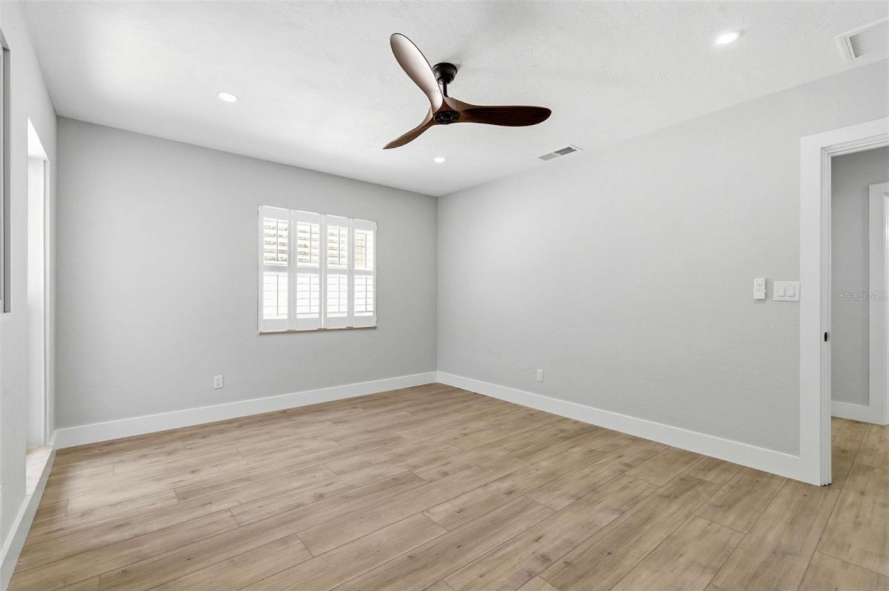 8326 40th Place N, Saint Petersburg, FL 33709 Photo