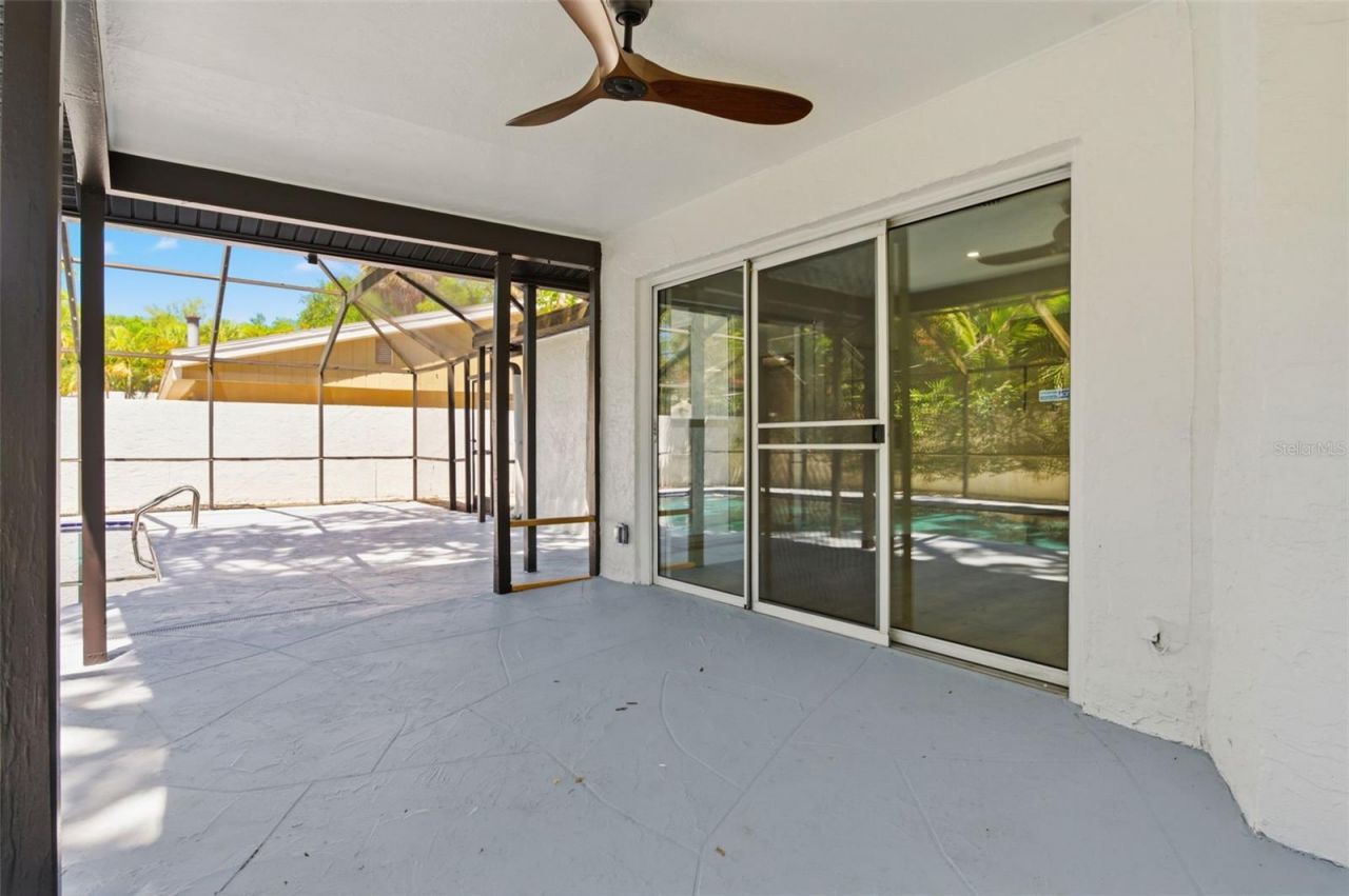 8326 40th Place N, Saint Petersburg, FL 33709 Photo