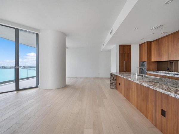 175 SE 25th RD, Unit 1904, Miami, FL 33129