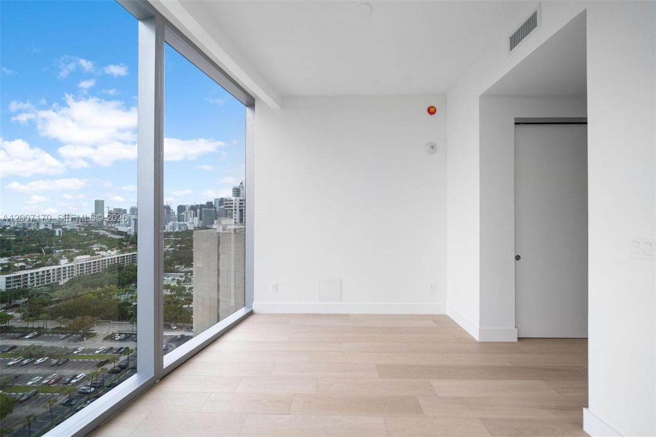 175 SE 25th Rd , Unit 1904, Miami, FL 33129 Photo