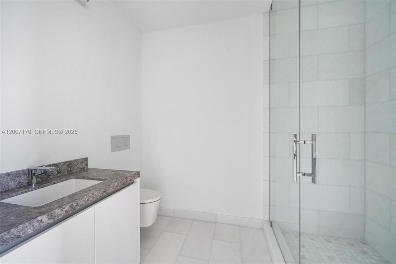 175 SE 25th Rd, Unit 1904, Miami, FL 33129 Photo