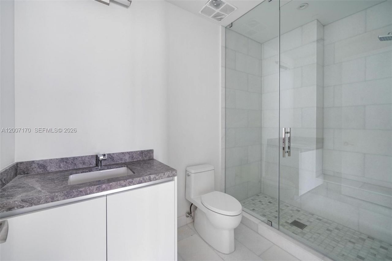 175 SE 25th Rd , Unit 1904, Miami, FL 33129 Photo