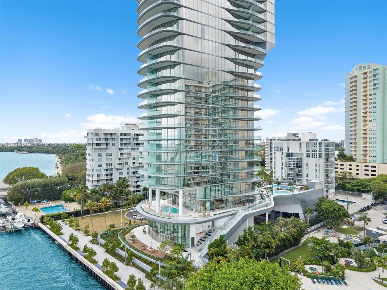 175 SE 25th Rd, Unit 1904, Miami, FL 33129 Photo