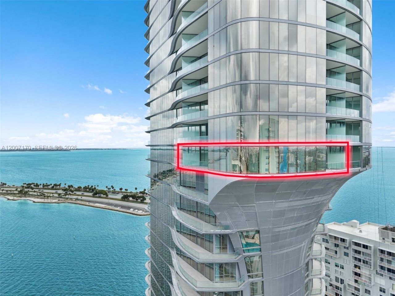 175 SE 25th Rd, Unit 1904, Miami, FL 33129 Photo