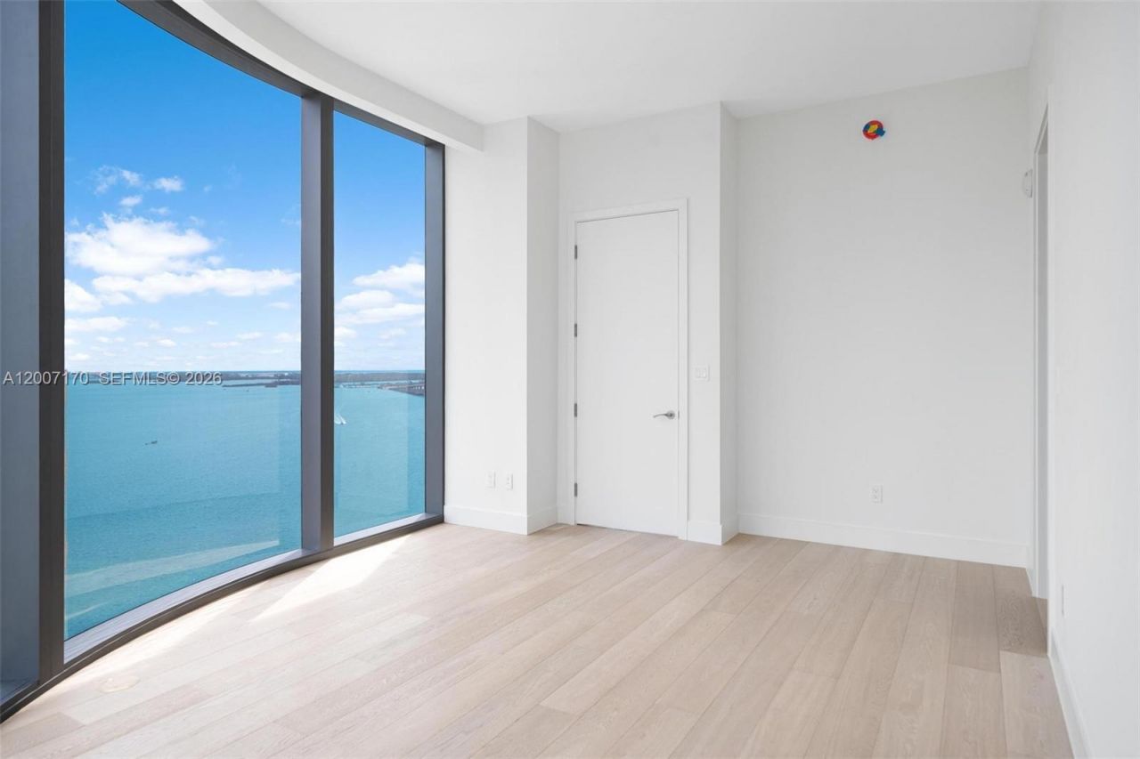 175 SE 25th Rd, Unit 1904, Miami, FL 33129 Photo