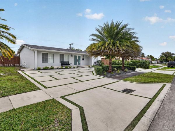 4865 SW 94th Ave , Miami, FL 33165