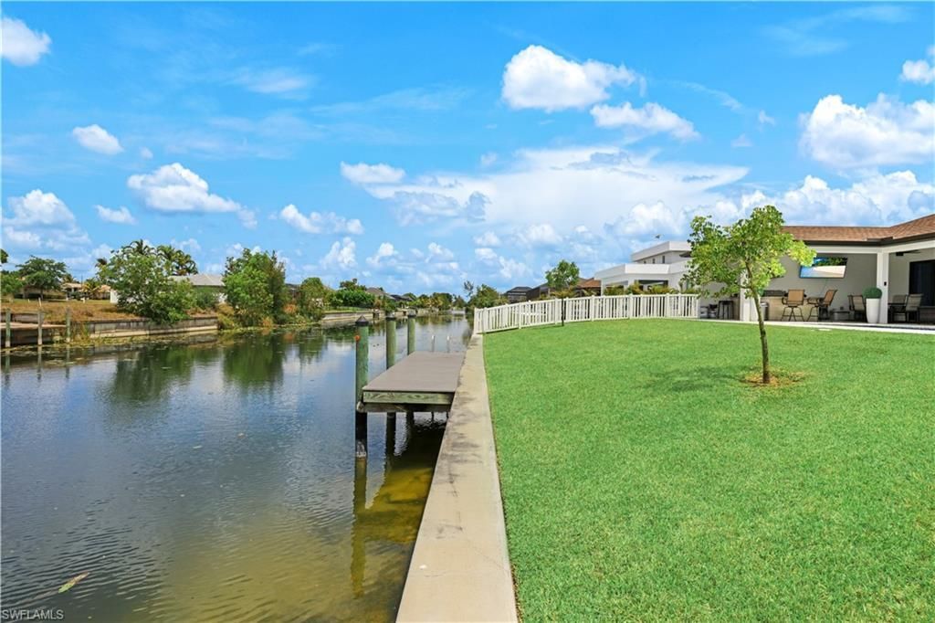 1429 SW 24th St , Cape Coral, FL 33991 Photo