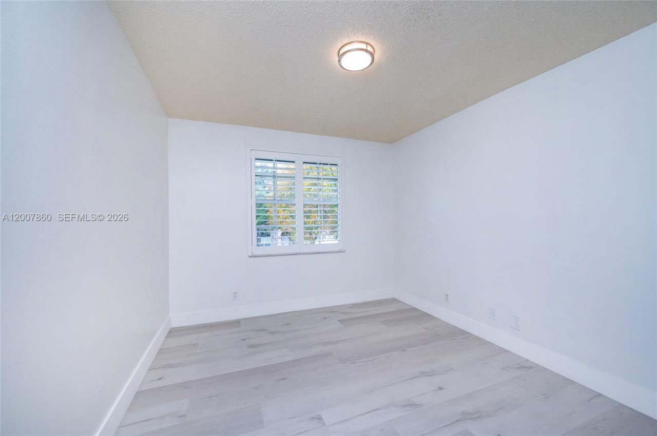 1381 NW 144th Ave, Pembroke Pines, FL 33028 Photo