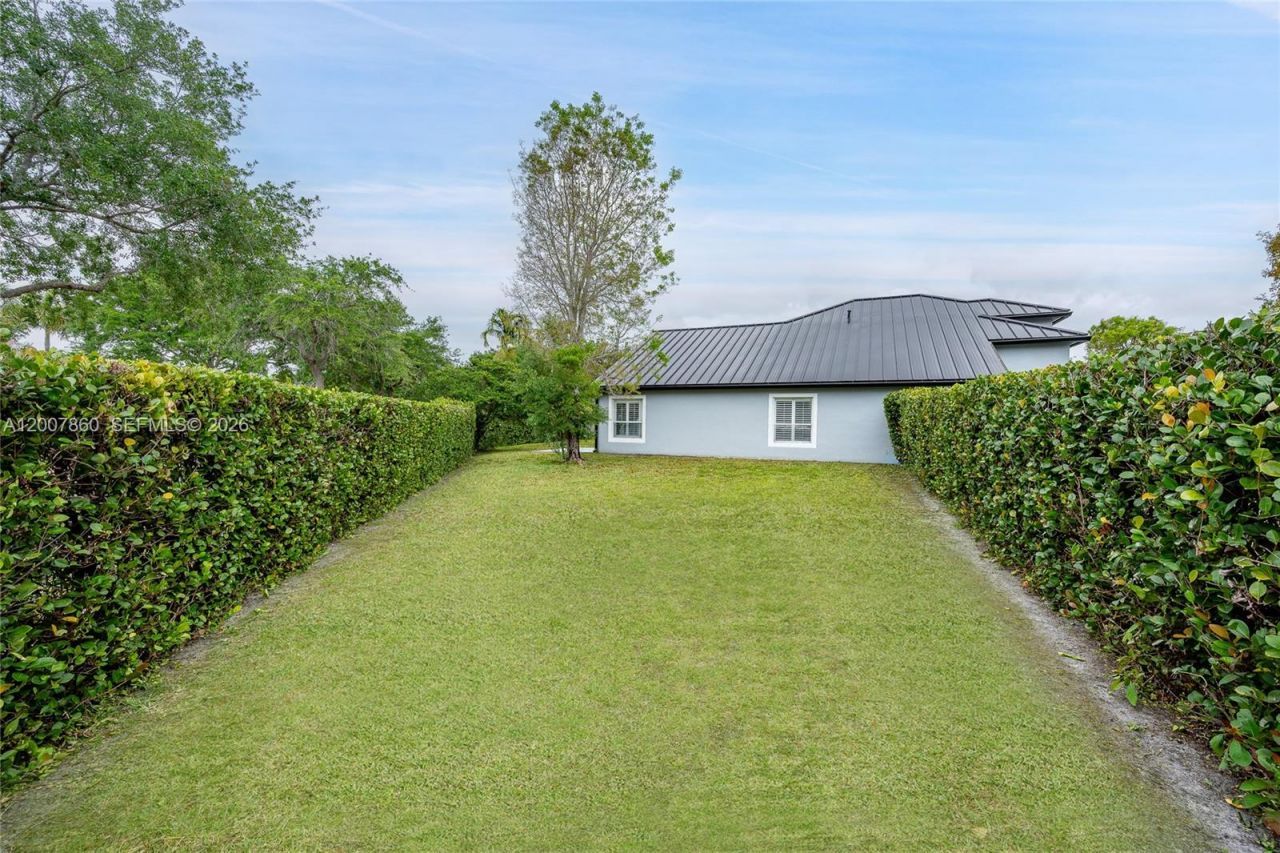 1381 NW 144th Ave, Pembroke Pines, FL 33028 Photo