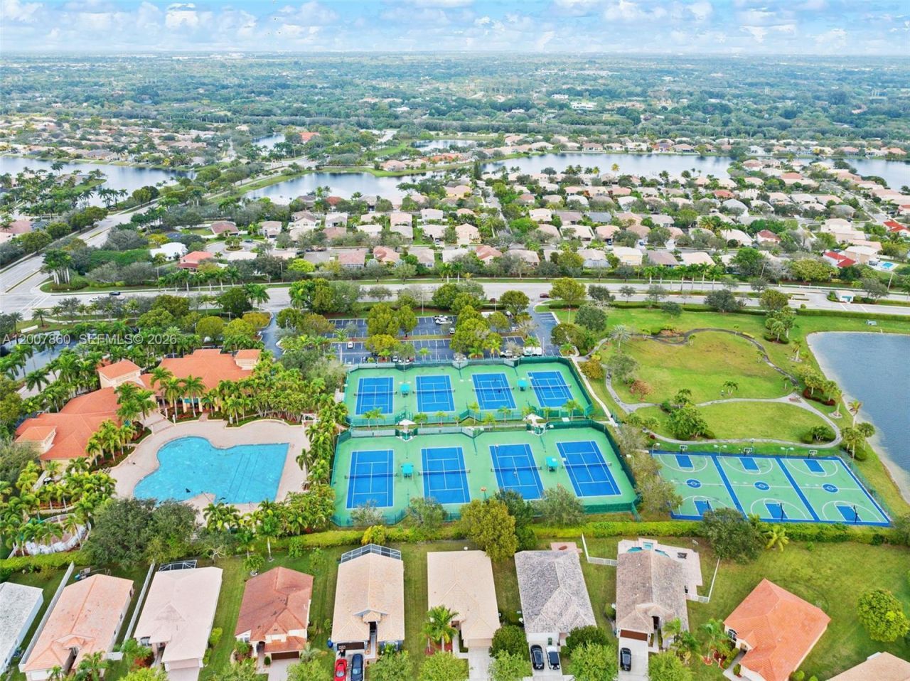 1381 NW 144th Ave, Pembroke Pines, FL 33028 Photo