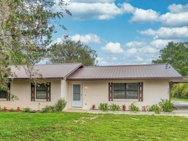 11301 HUGGINS STREET , LEESBURG, FL 34788