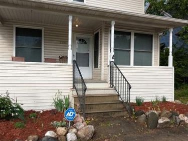 1108 S Grand Traverse Street, Flint, MI 48502
