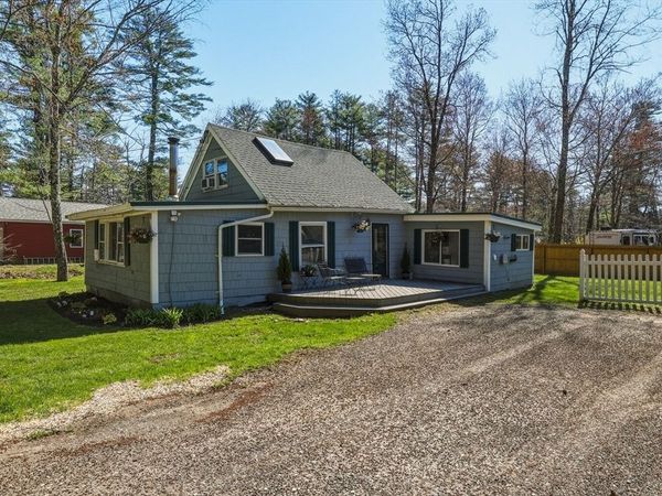 133 Lakeview Rd, Shutesbury, MA 01072