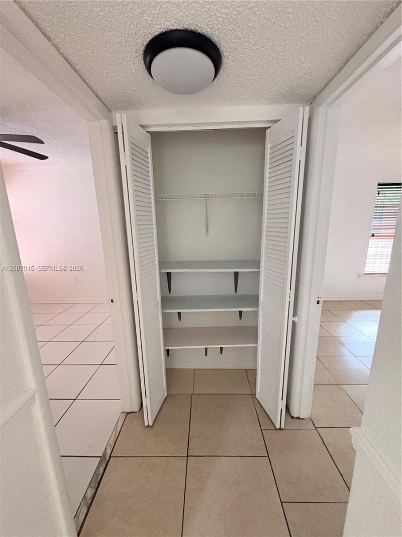 17600 NW 68th Ave, Unit B2004, Hialeah, FL 33015 Photo