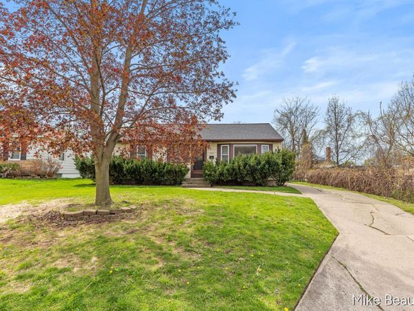 2135 Avon Avenue SW, Wyoming, MI 49519