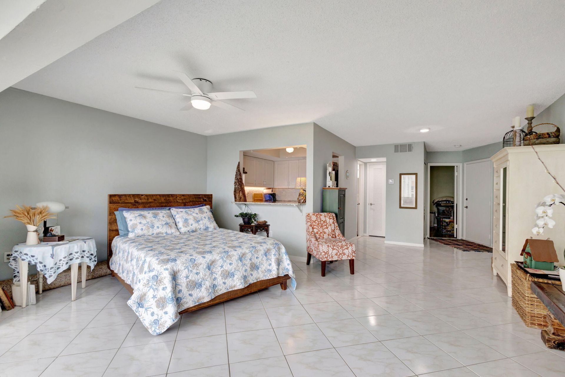 2936 Lake Shore Drive, Unit 309, Riviera Beach, FL 33404 Photo