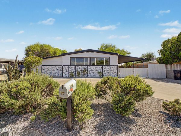 7627 E GARNET Avenue, Mesa, AZ 85209