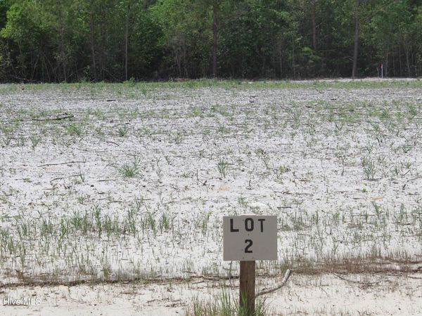 105 Southerland Road, Magnolia, NC 28453