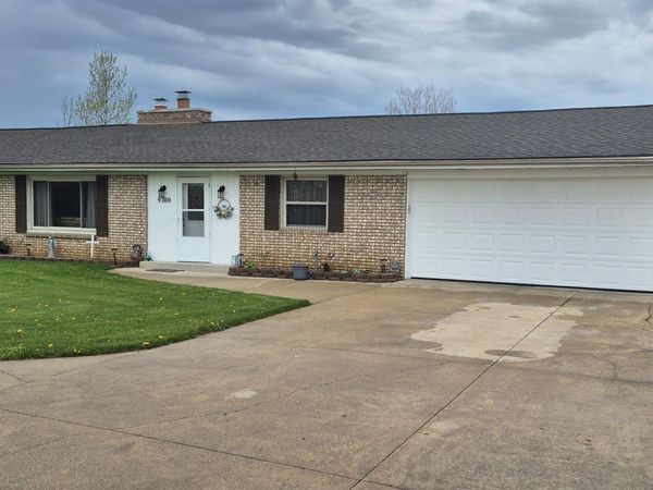 9300 Matthews , Tecumseh, MI 49286