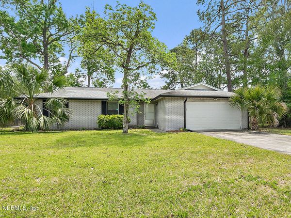 1262 CHICKASAW Court, Orange Park, FL 32065