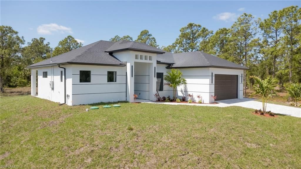 880 Aldrich St E, Lehigh Acres, FL 33974 Photo