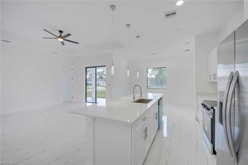 880 Aldrich St E, Lehigh Acres, FL 33974 Photo