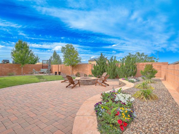 7017 Cleary Loop NE, Rio Rancho, NM 87144