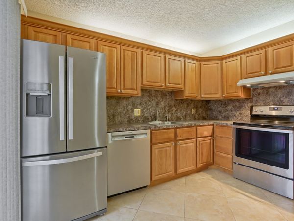 3343 Meridian Way N, Unit D, Palm Beach Gardens, FL 33410