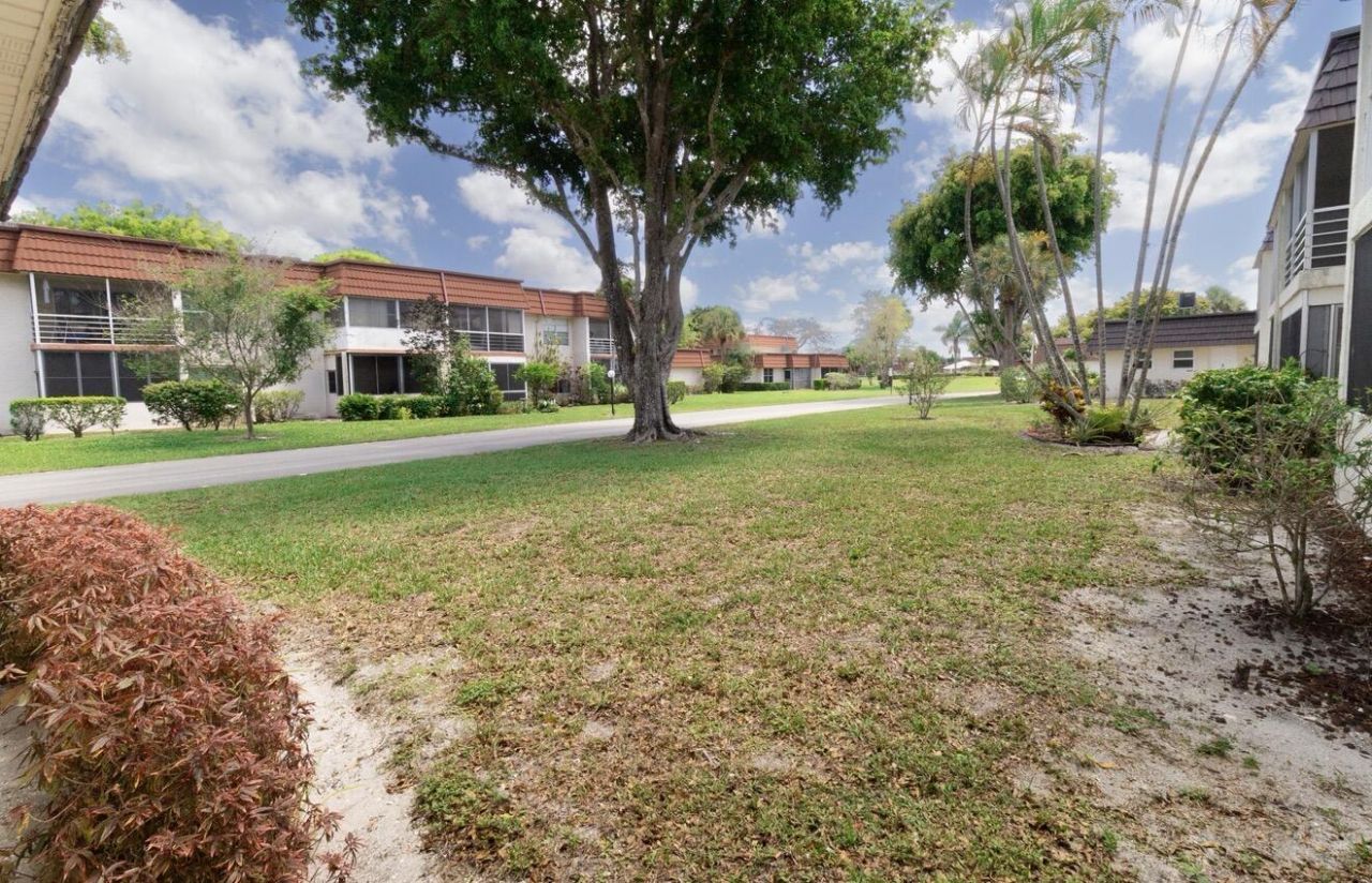 12005 Poinciana Boulevard, Unit 103, Royal Palm Beach, FL 33411 Photo