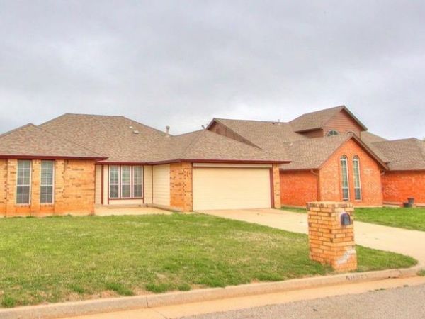 11633 SW 3rd Street, Yukon, OK 73099