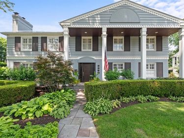 3390 Burning Bush Road, Bloomfield Hills, MI 48301