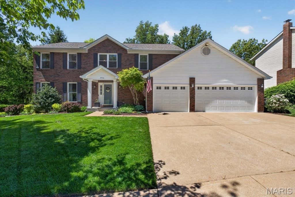 2950 Bayberry Ridge Drive, Saint Louis, MO 63129 Main Photo