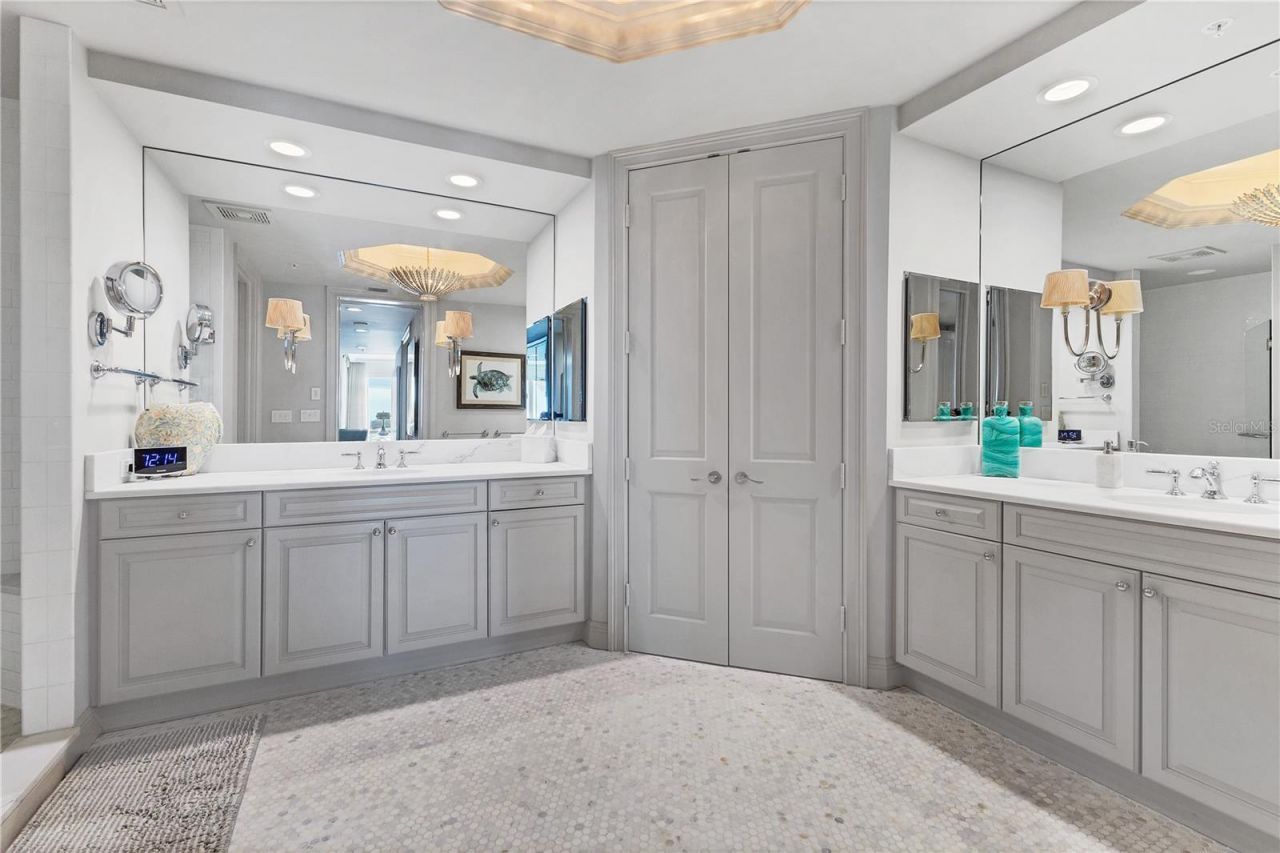 35 Watergate Drive, Unit 1203, Sarasota, FL 34236 Photo