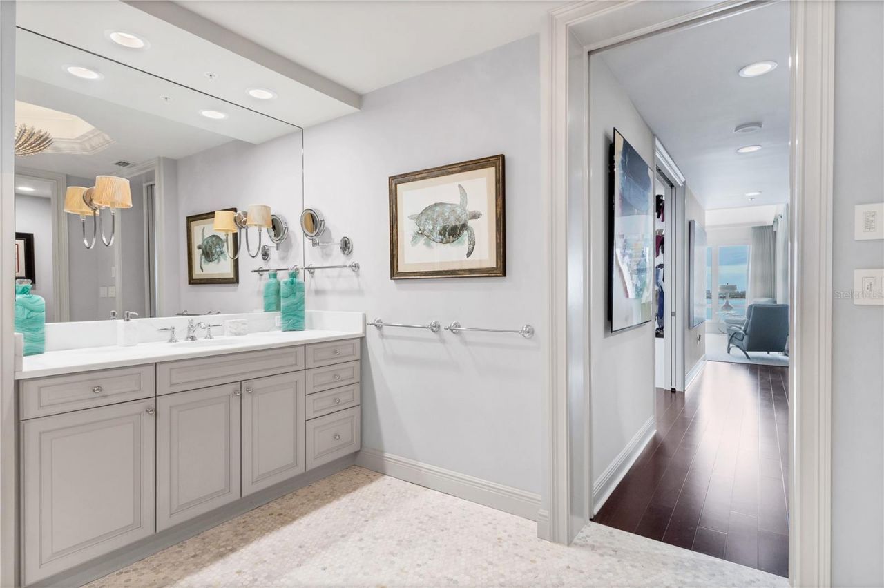 35 Watergate Drive, Unit 1203, Sarasota, FL 34236 Photo