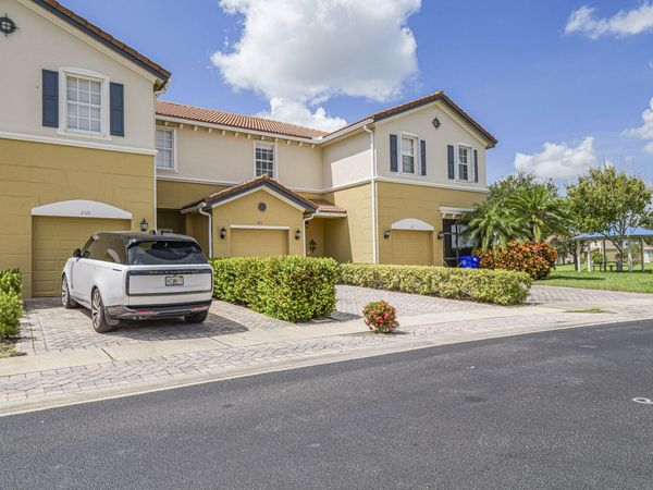 259 Provence Place, Vero Beach, FL 32960