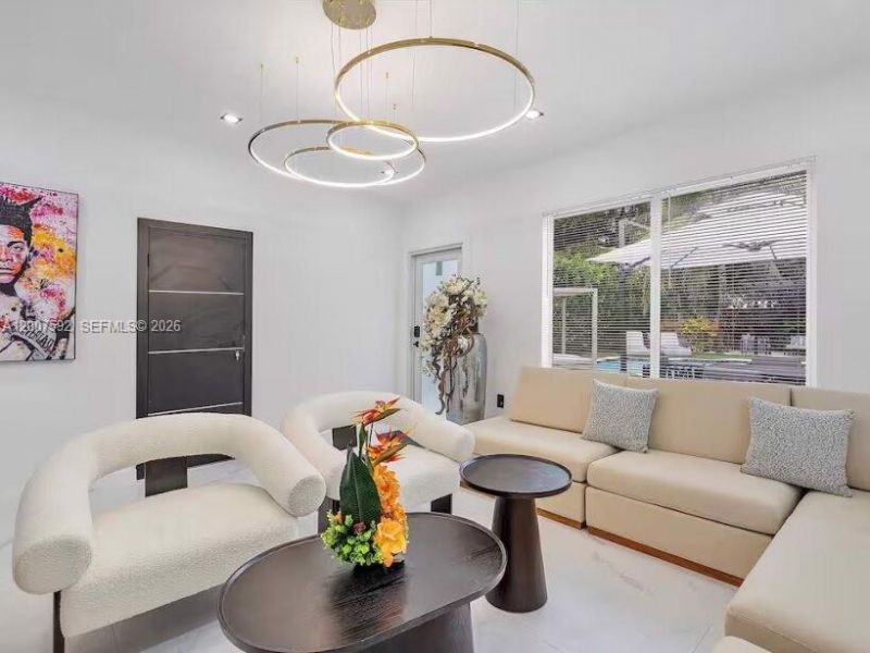 545 NW 52nd St , Miami, FL 33127 Photo