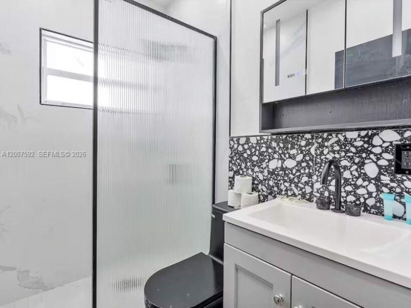 545 NW 52nd St , Miami, FL 33127 Photo
