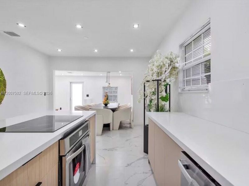 545 NW 52nd St , Miami, FL 33127 Photo