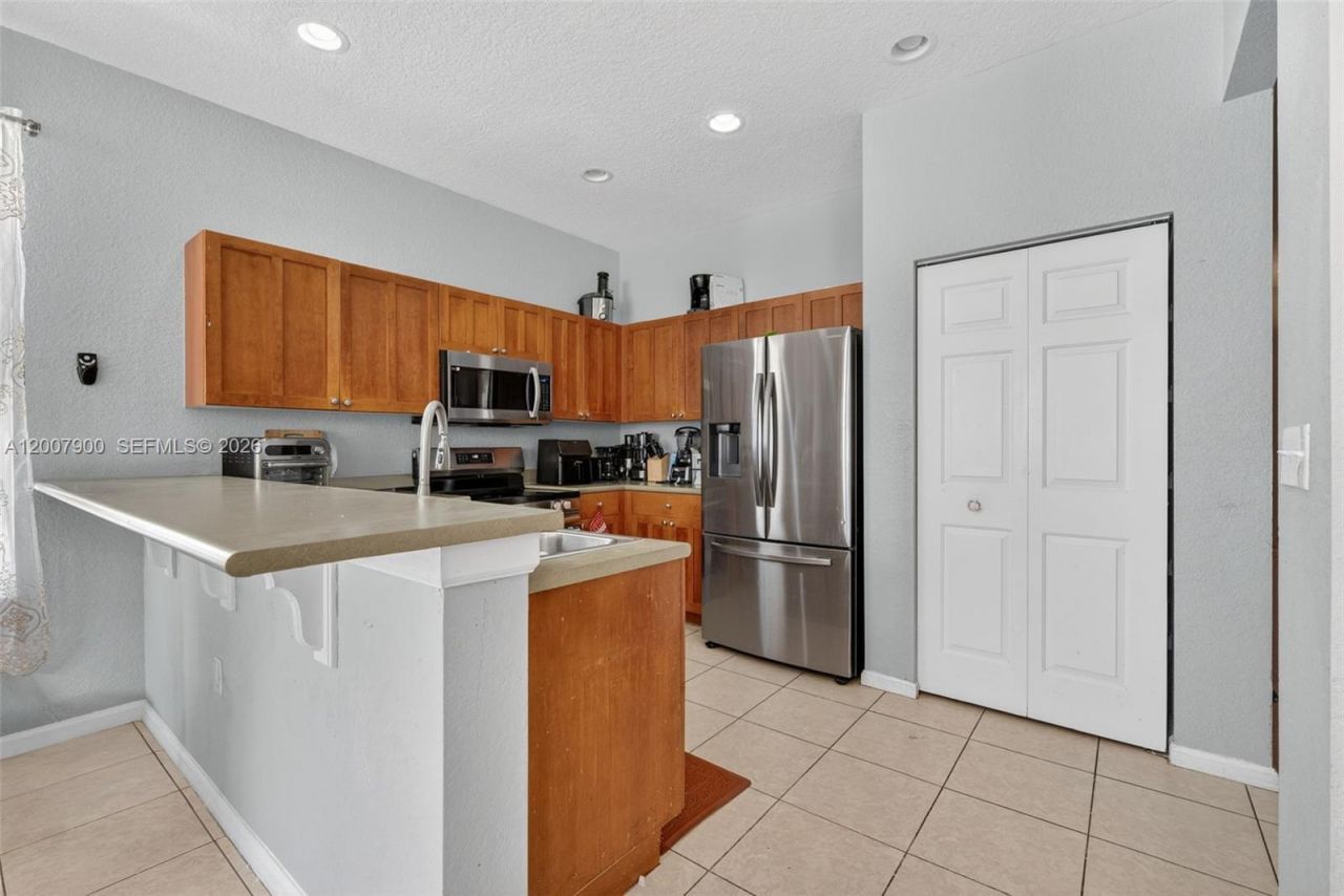 16438 SW 28th St , Miramar, FL 33027 Photo
