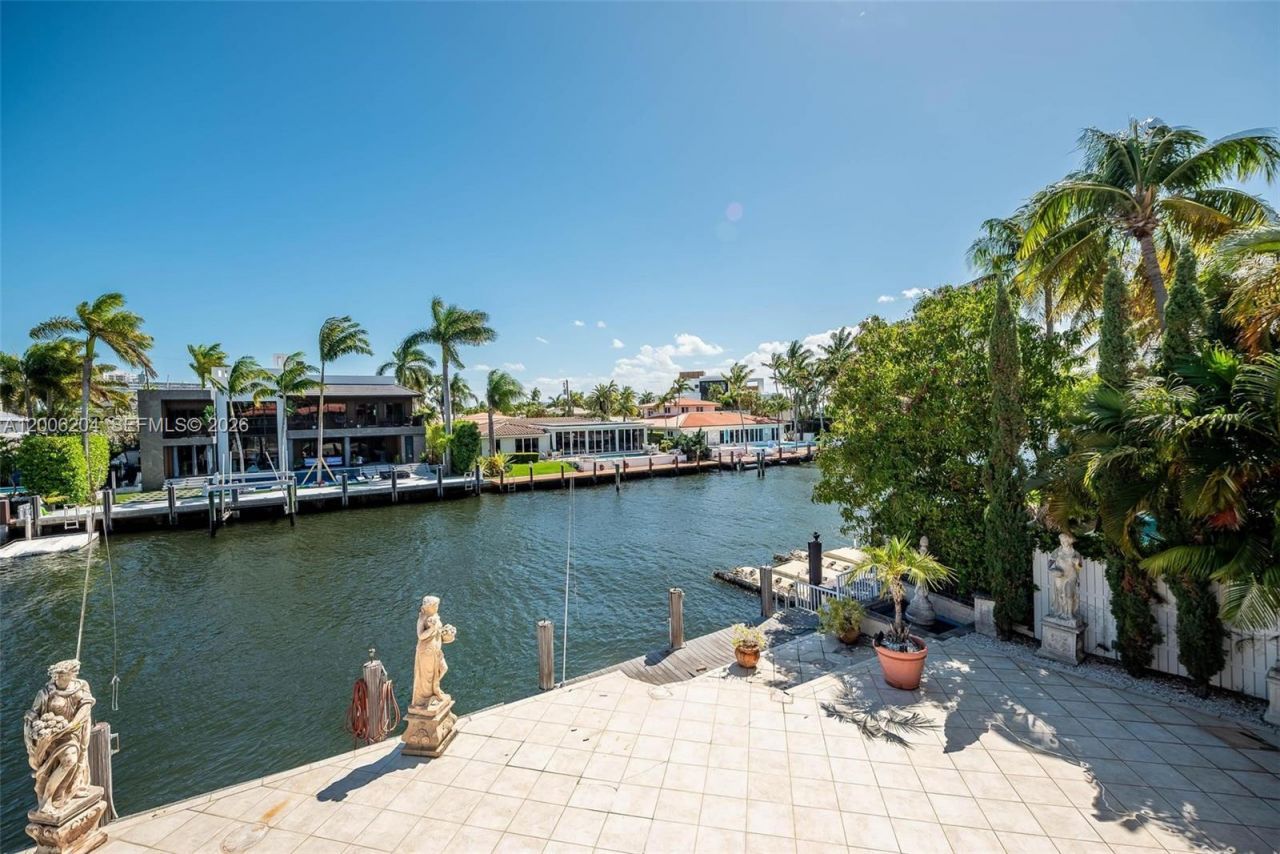 37 Fort Royal Is, Fort Lauderdale, FL 33308 Photo