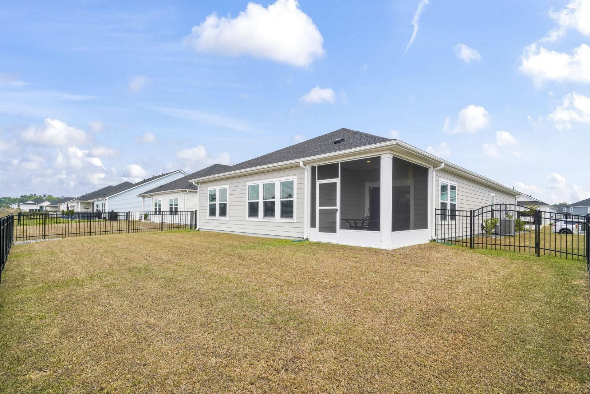 2413 Grand Meadow Dr. Photo 19