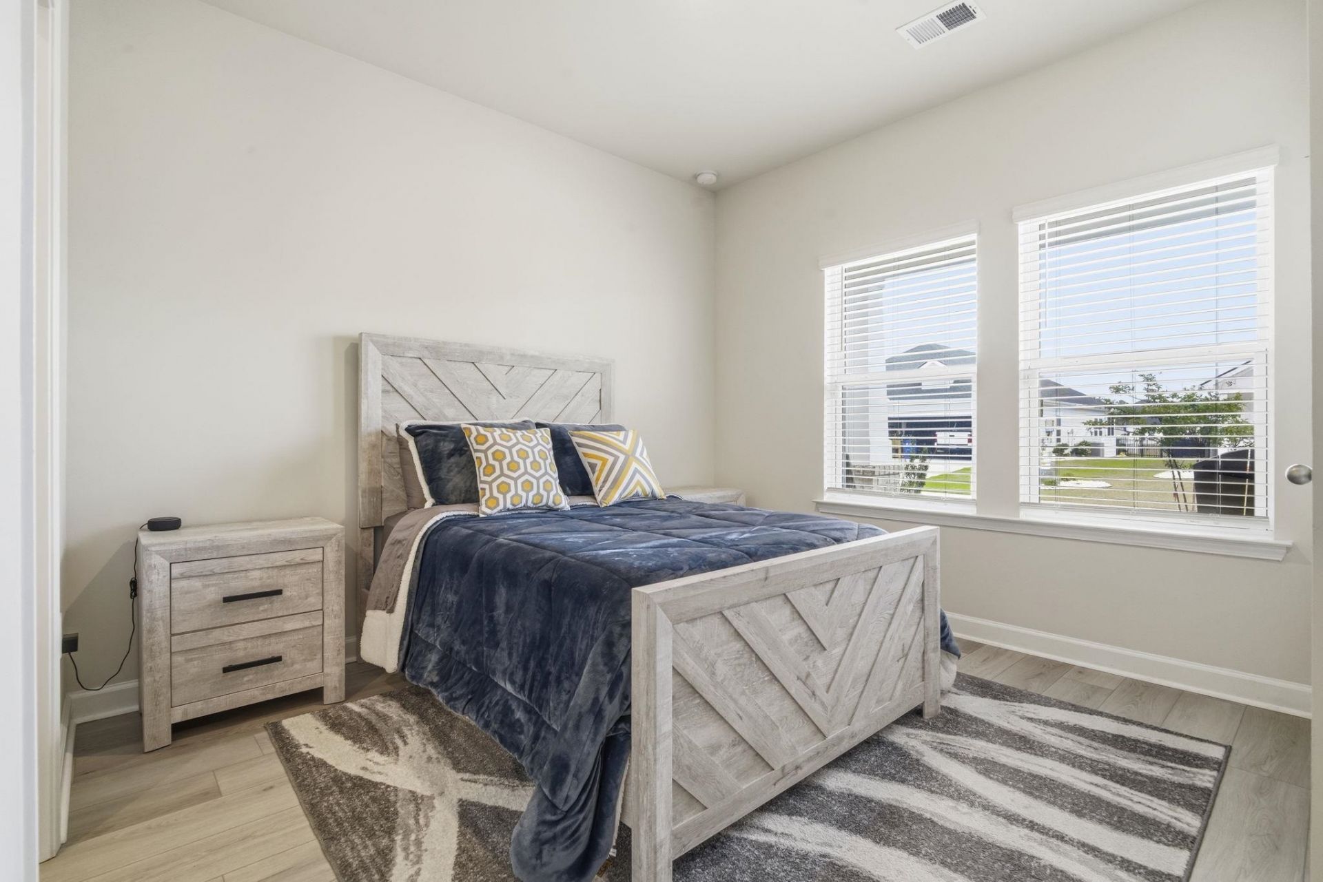 2413 Grand Meadow Dr. Photo 30