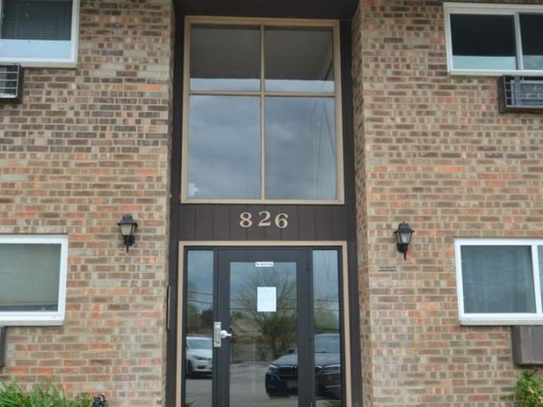 826 E Old Willow Road , Unit 206, Prospect Heights, IL 60070