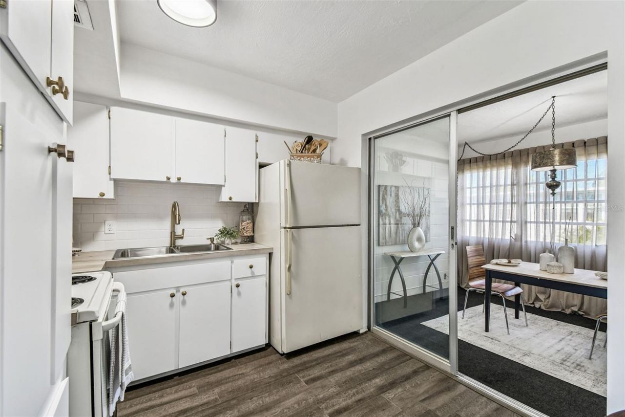 5861 42nd Terrace N, Unit 1712, Kenneth City, FL 33709 Photo