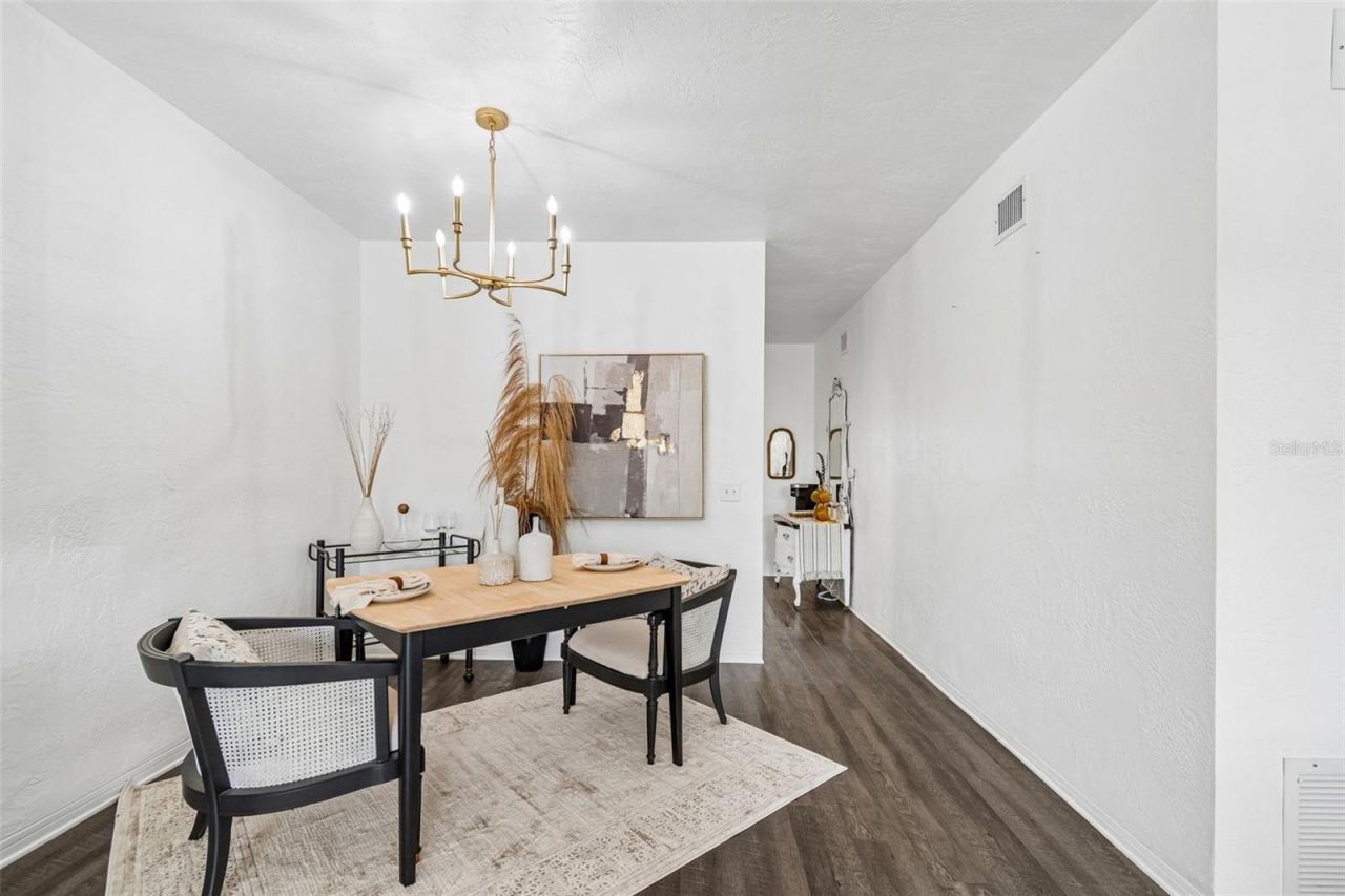 5861 42nd Terrace N, Unit 1712, Kenneth City, FL 33709 Photo